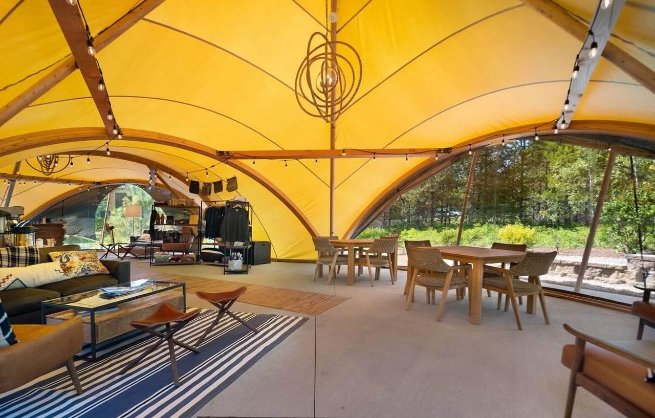 Luxury tent Under Canvas Acadia Surry